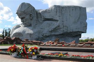 Мемарыяльны комплекс "Брэсцкая крэпасць-герой": галоўны манумент