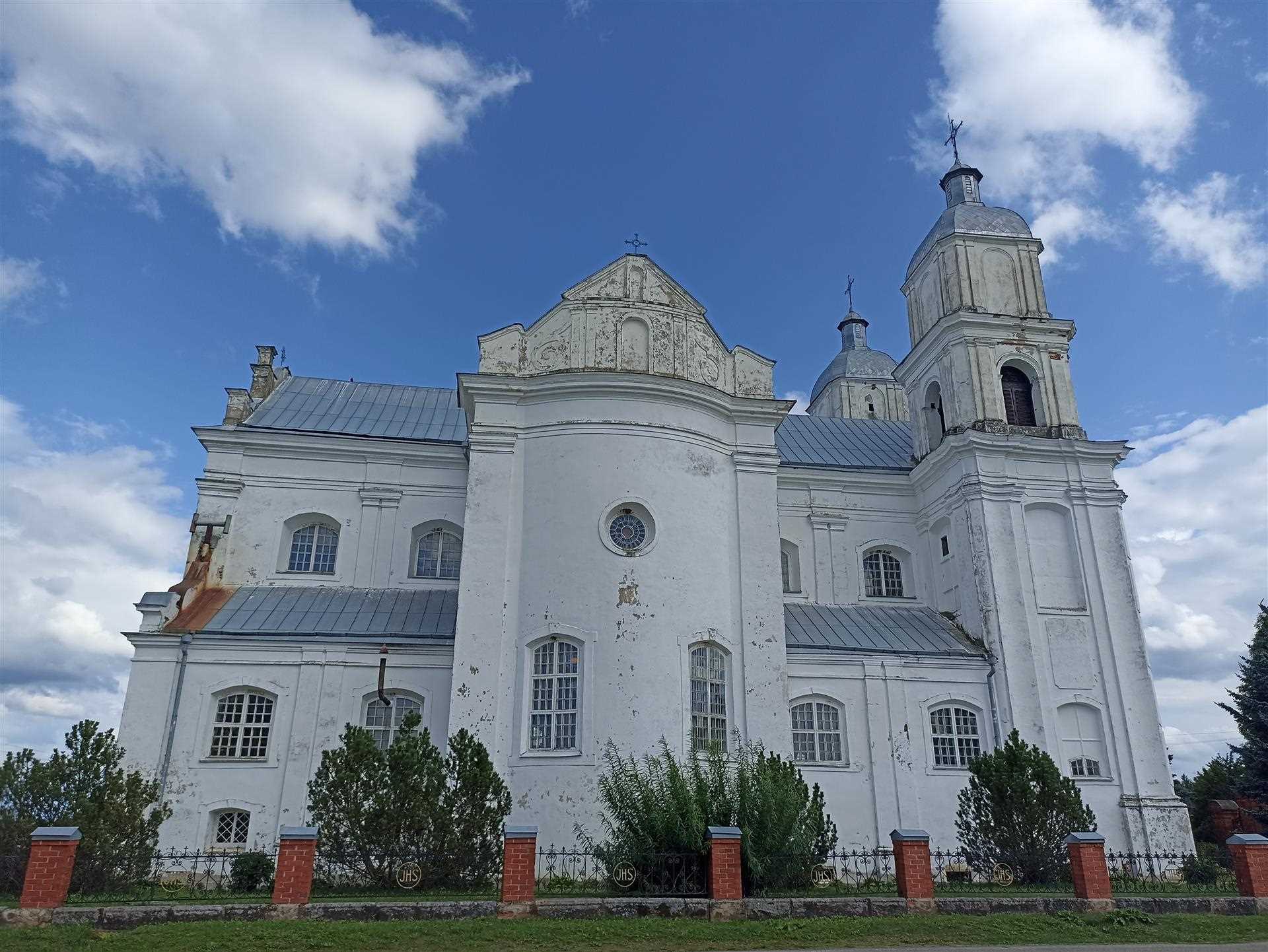 Троіцкі касцёл. Выгляд з захаду