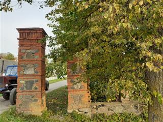 Комплекс былой сядзібы Зіберг-Плятэра: уязная брама