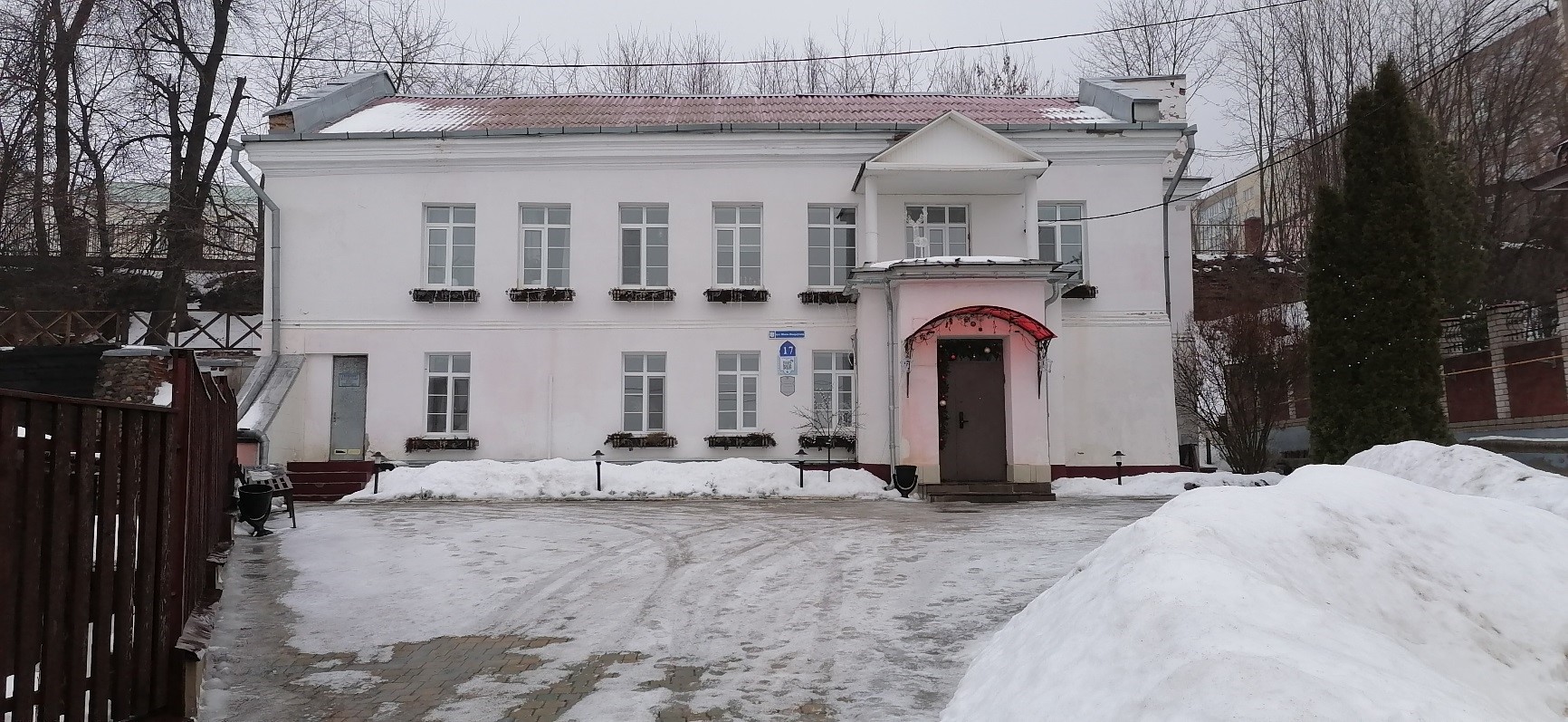 Галоўны фасад