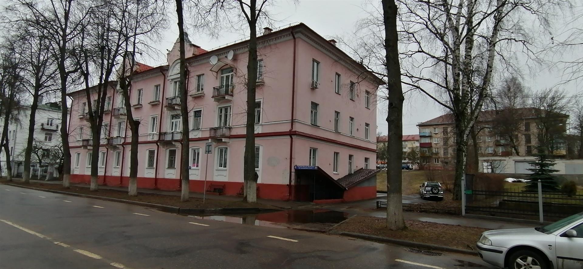 Агульны выгляд з паўднёва-ўсходняга боку