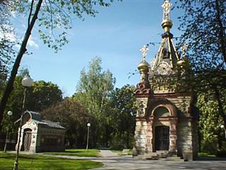 Палацава-паркавы ансамбль: капліца-пахавальня князёў Паскевічаў