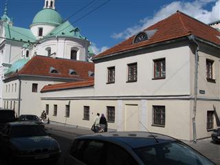 Ансамбль былога кляштара езуітаў: жылыя карпусы