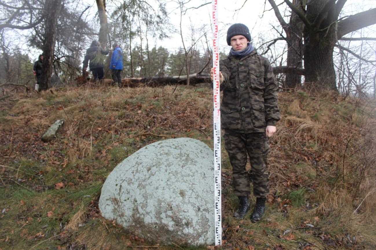 ГКК Міцкевічы. Прыклад надмагільнага каменю