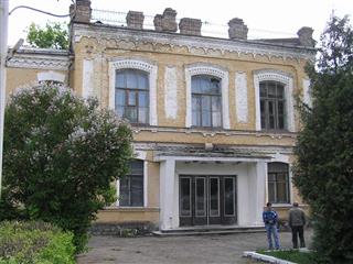 Забудова ваеннага гарадка: дом афіцэраў