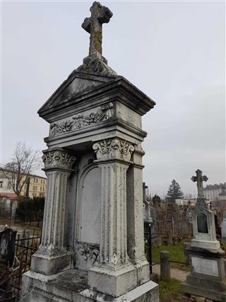 Комплекс пахаванняў на могілках па вул. Антонава – Прыгарадная: магіла Івана і Любові Мураўёвых