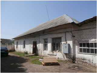 былы дом батракоў