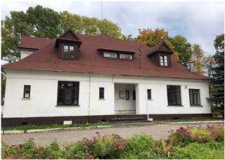 Былы пасёлак лясніцтва (тры будынкі): трэці